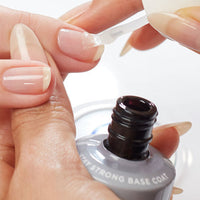 opi-gelcolor-base-coat-stay-strong-15ml-Mano